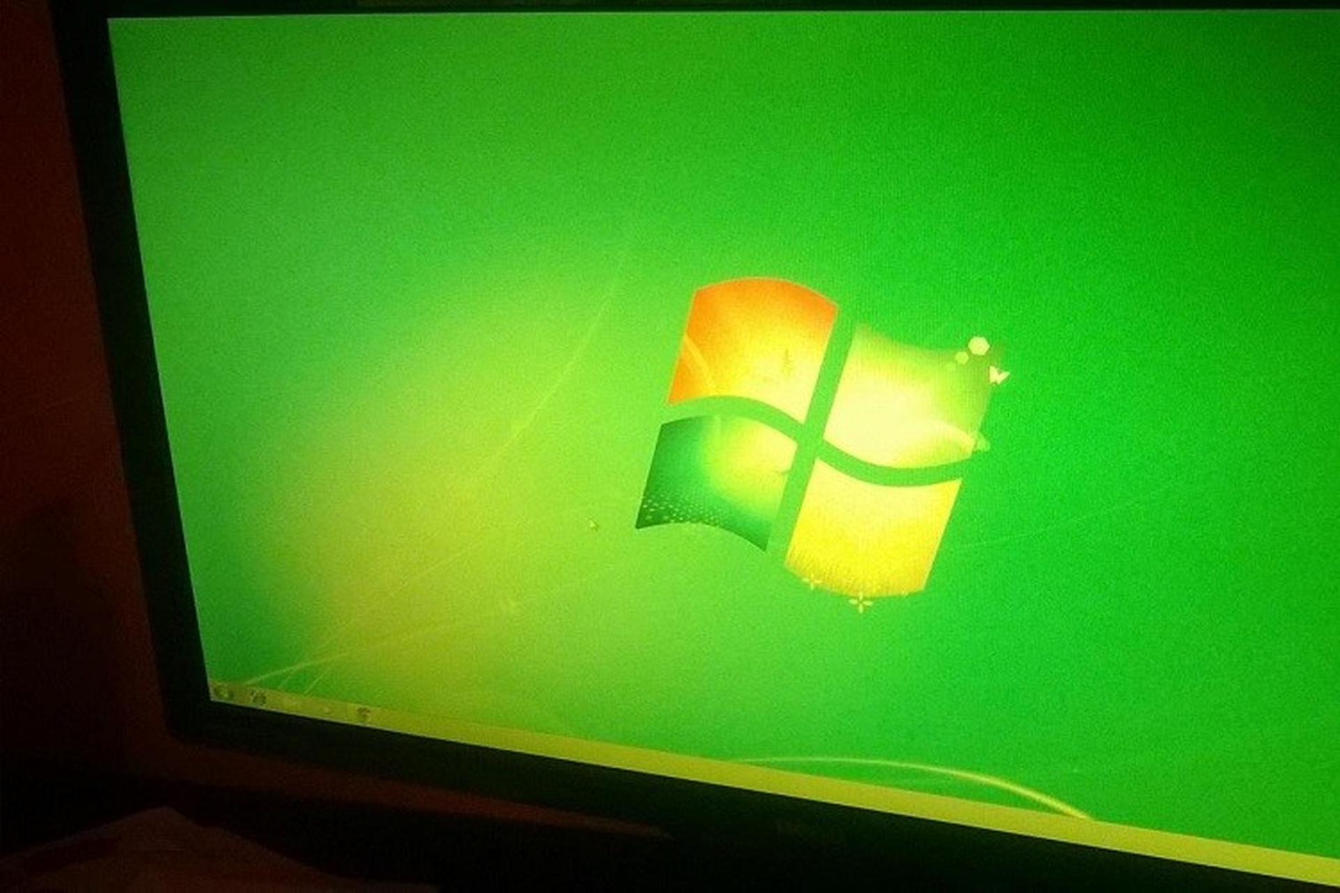 Thay màn hình laptop Thái Hà