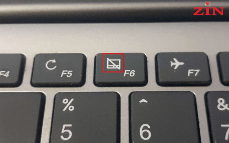 tat-chuot-cam-ung-tren-laptop-2